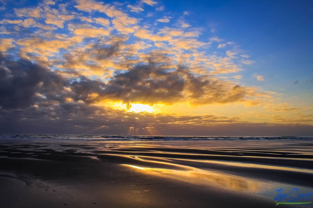 NZ raglan surf kawhia sunset 2