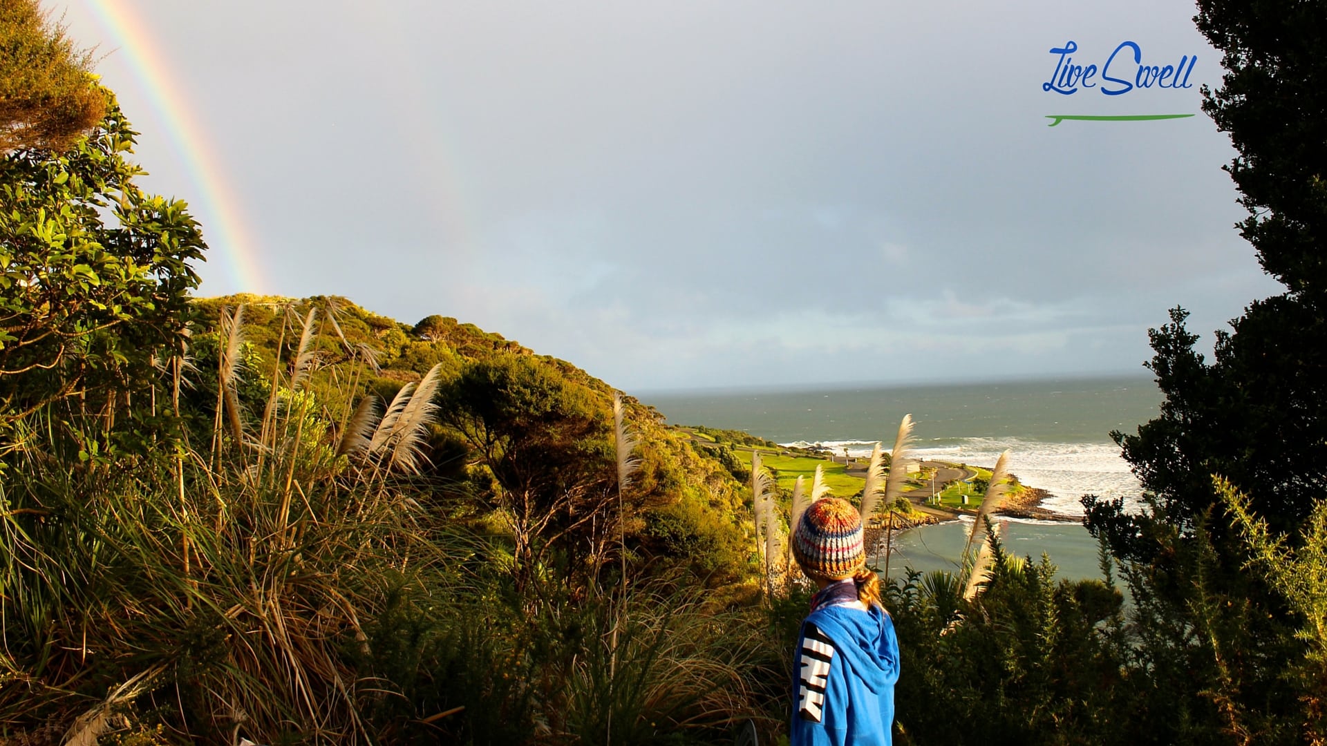 Surfing New Zealand Rainbow